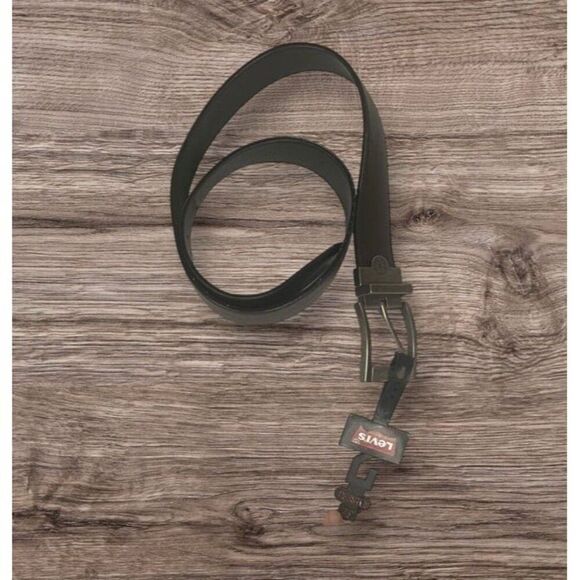NWT LEVI’S BELT MEN SIZE 32 Brown/ Black REVERSIBLE NEW - Picture 3 of 6
